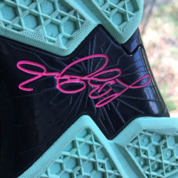 SOLD🚫 - Picture 2 of 6